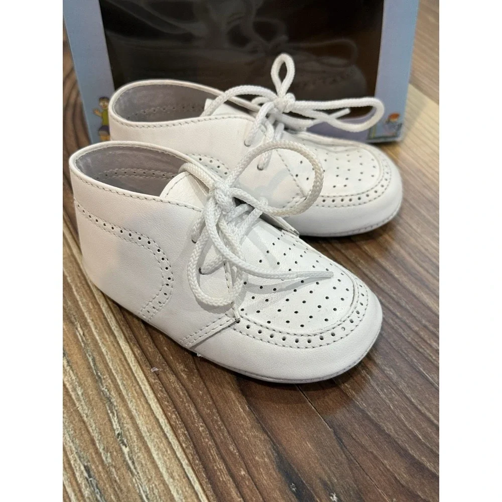 New Karella Kids 2 White Baby Lace Up Leather Shoes